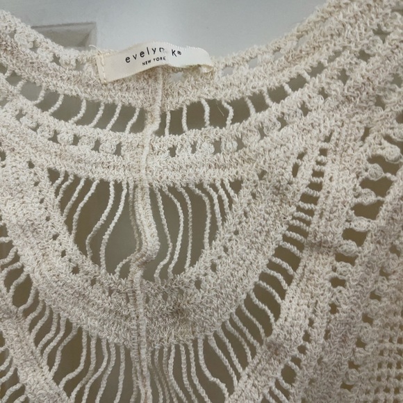 Evelyn K New York White Top ⭐️ - Picture 4 of 5